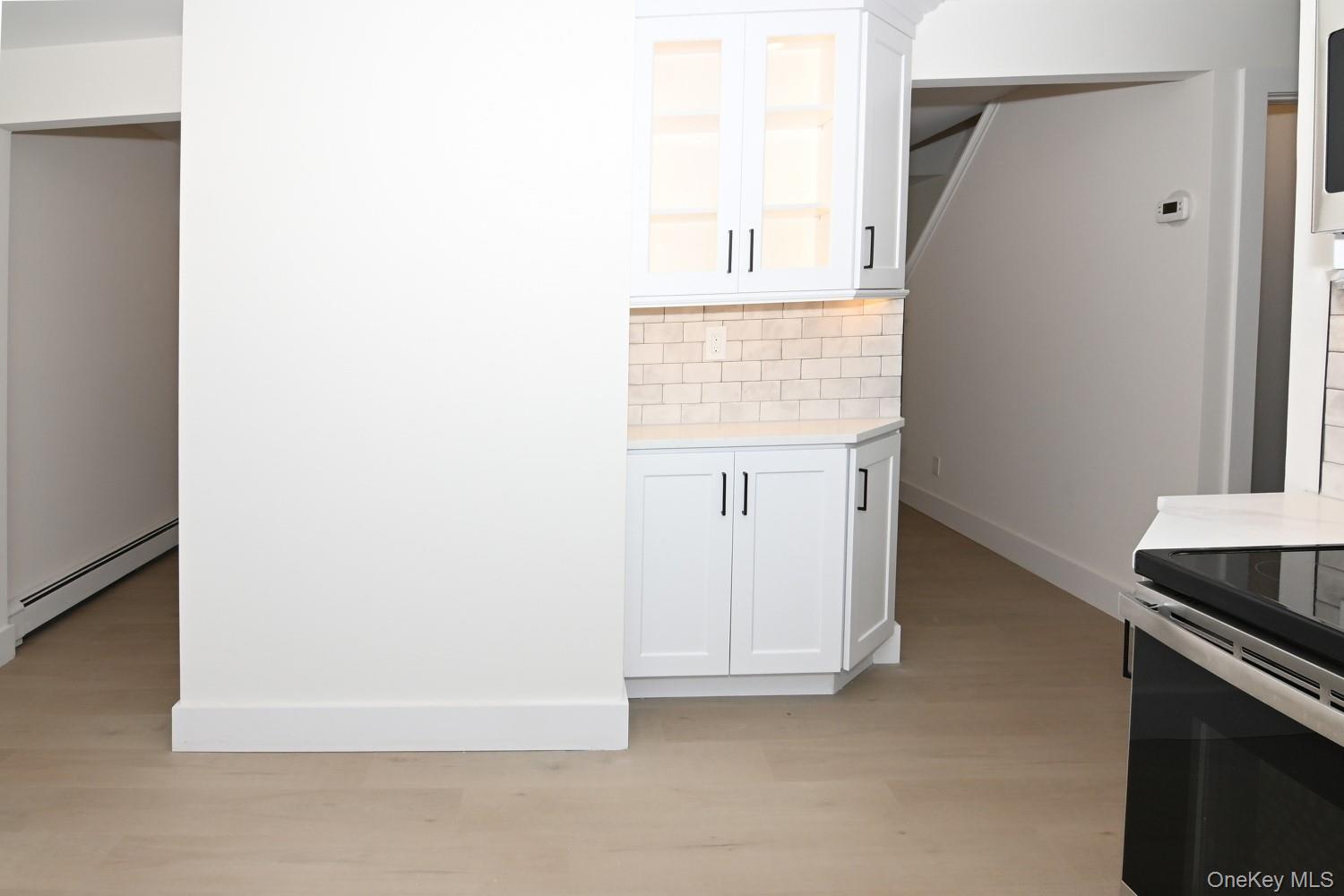 #5 photo, 15 Bond Lane, Hicksville , NY 11801