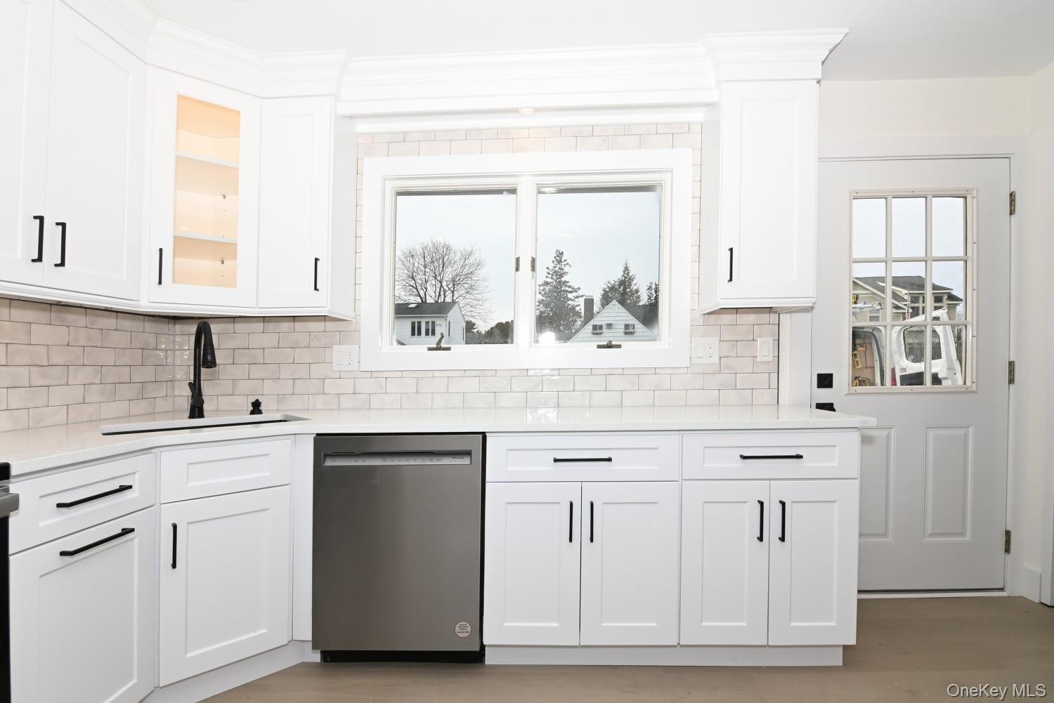 #6 photo, 15 Bond Lane, Hicksville , NY 11801