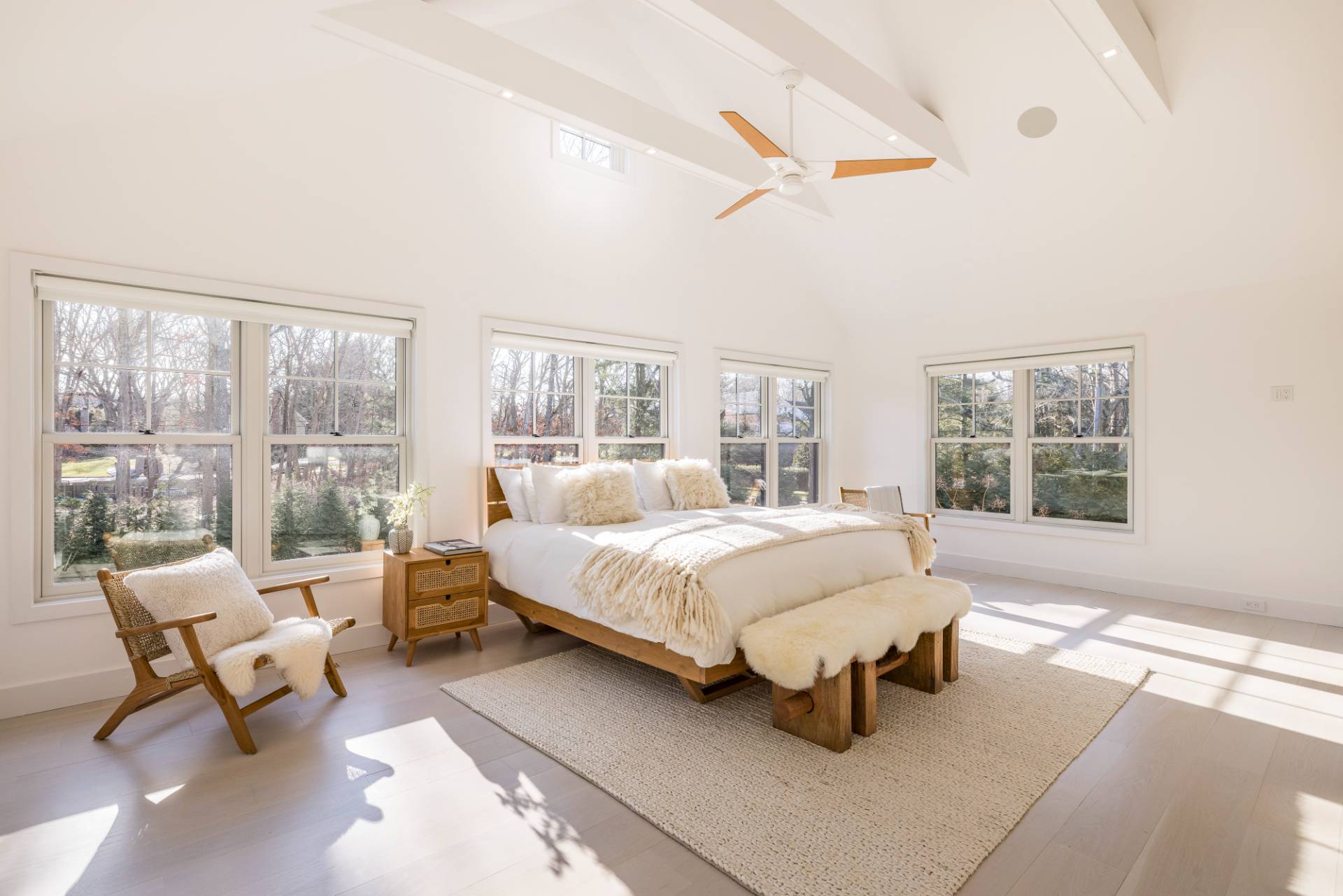 #22 photo, 41 Montauk Avenue, سوفولك Sag Harbor , NY 11963