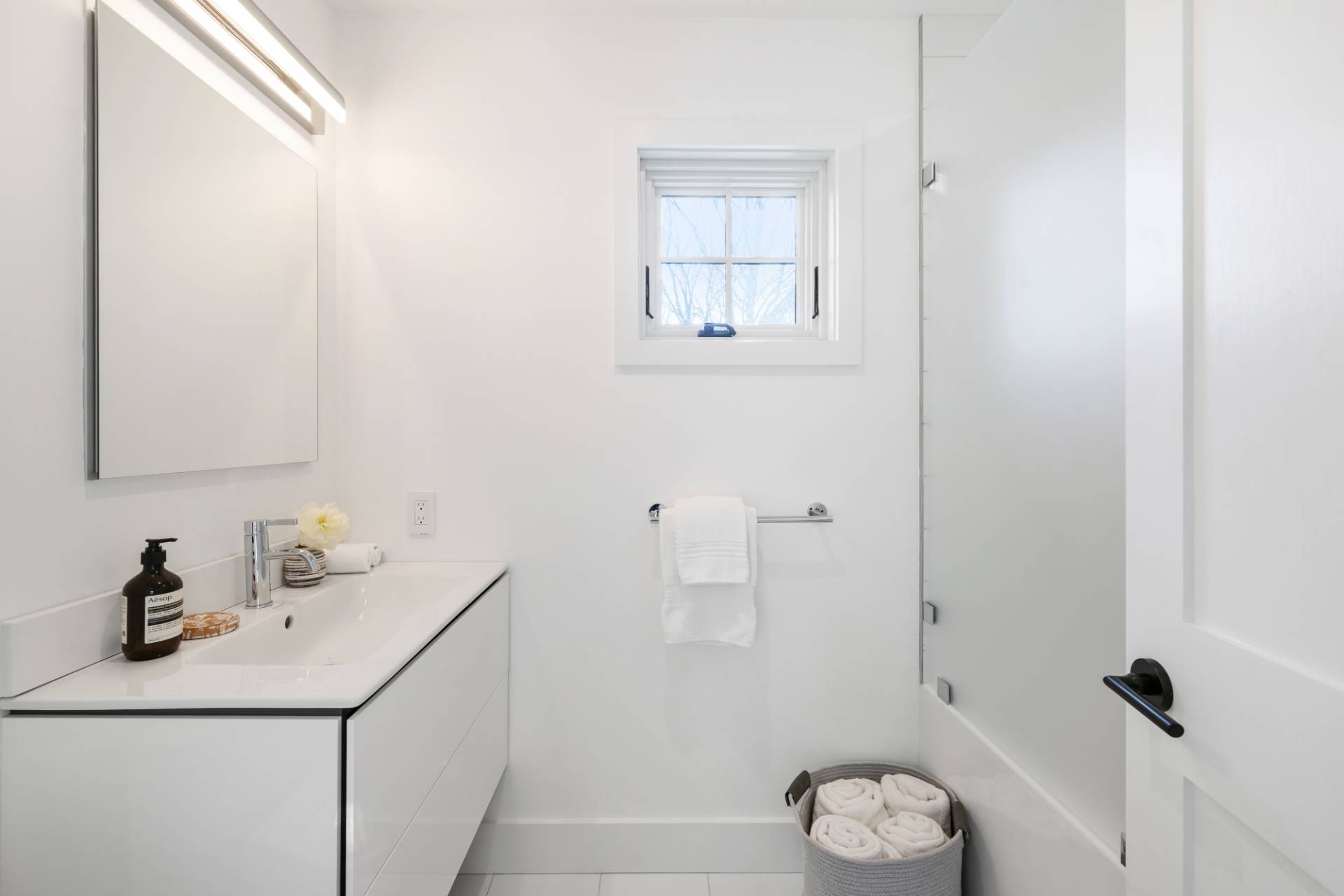 #28 photo, 41 Montauk Avenue, سوفولك Sag Harbor , NY 11963