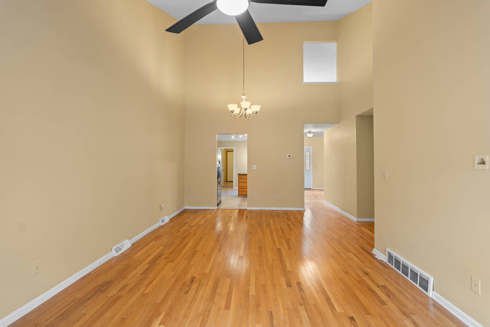 #22 photo, 145 Killarney Dr, Schenectady , NY 12309