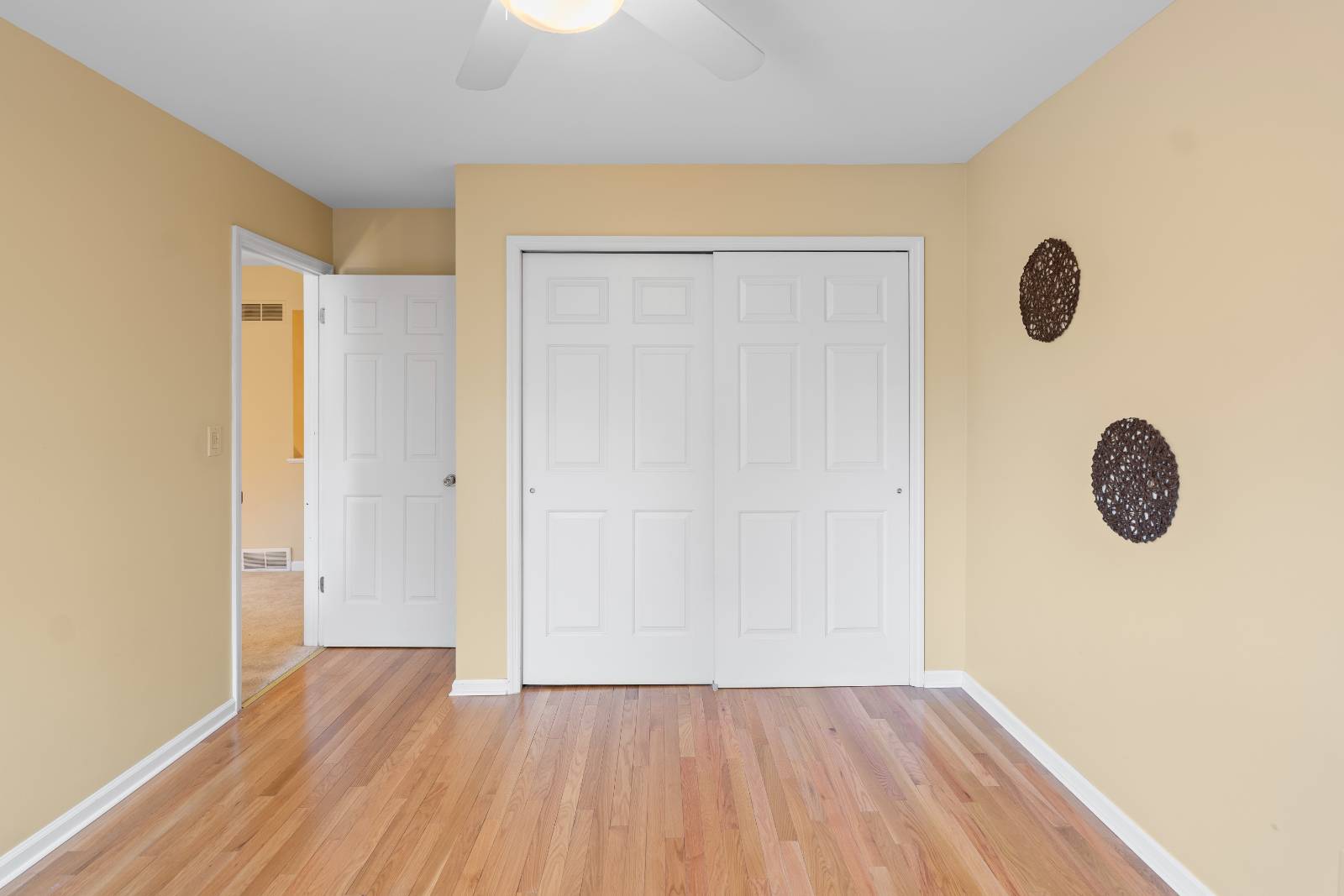 #44 photo, 145 Killarney Dr, Schenectady , NY 12309