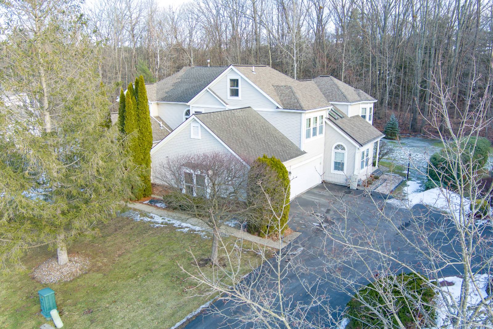 #58 photo, 145 Killarney Dr, Schenectady , NY 12309