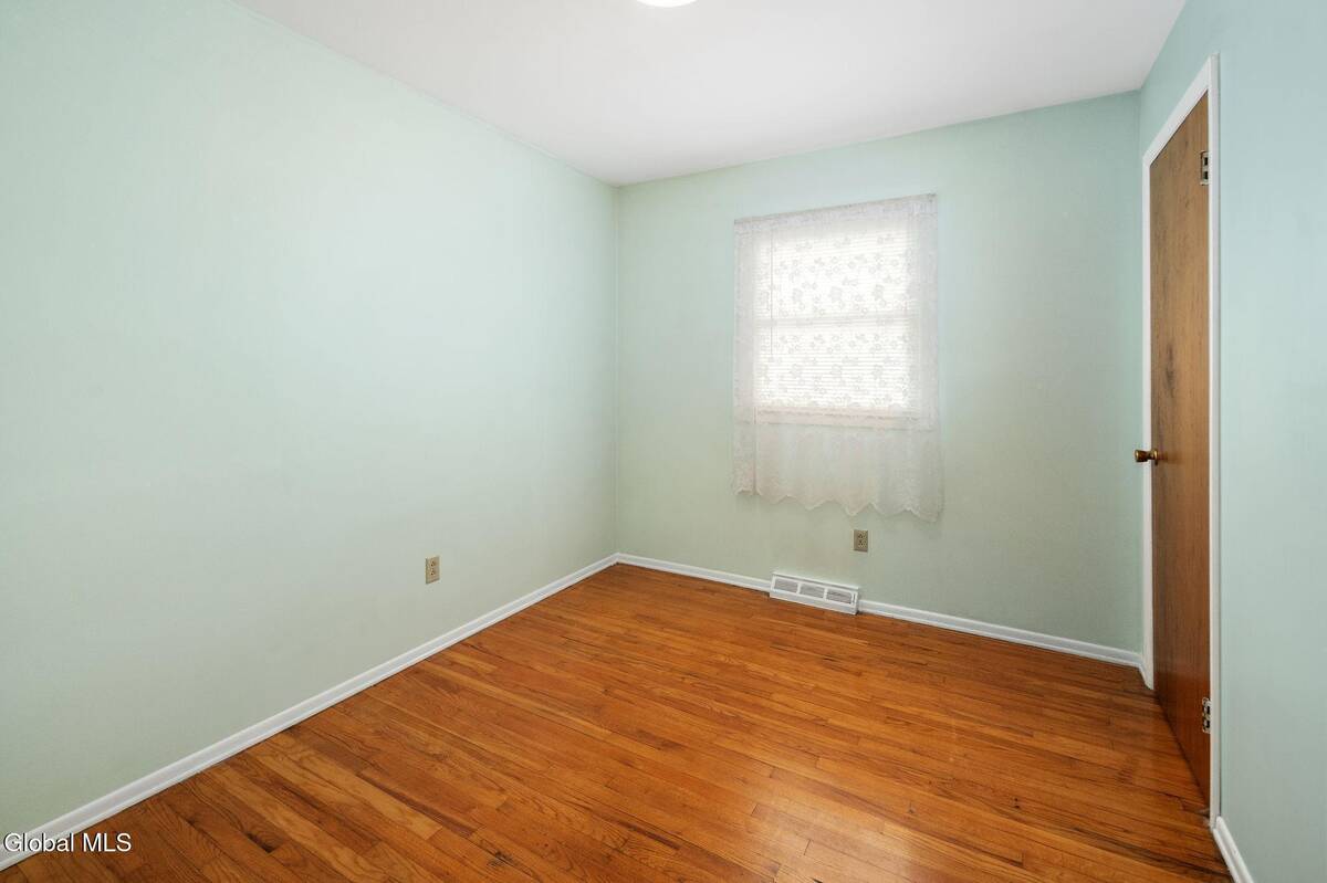 #26 photo, 77 Bridle Path, 纽约州 Colonie , NY 12205