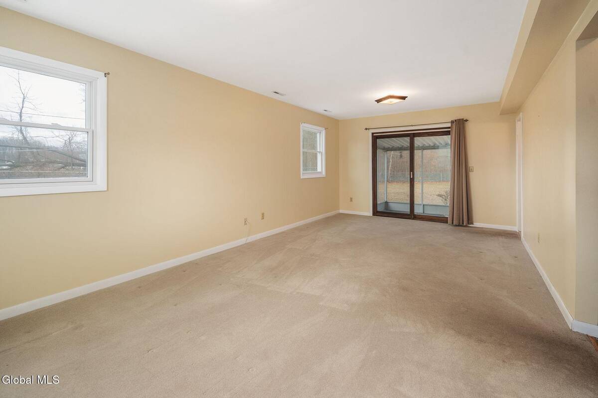 #29 photo, 77 Bridle Path, 纽约州 Colonie , NY 12205