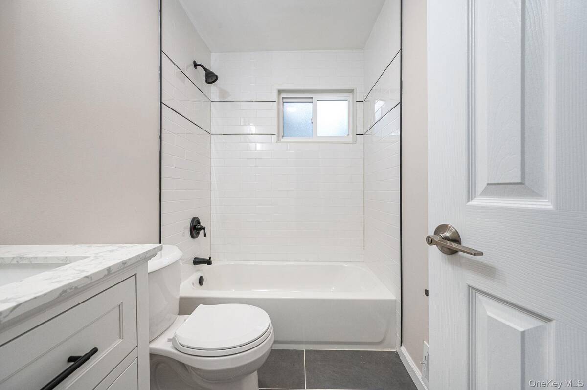 #25 photo, 1137 Nugent Avenue, 東長島 海湾 Bay Shore , NY 11706