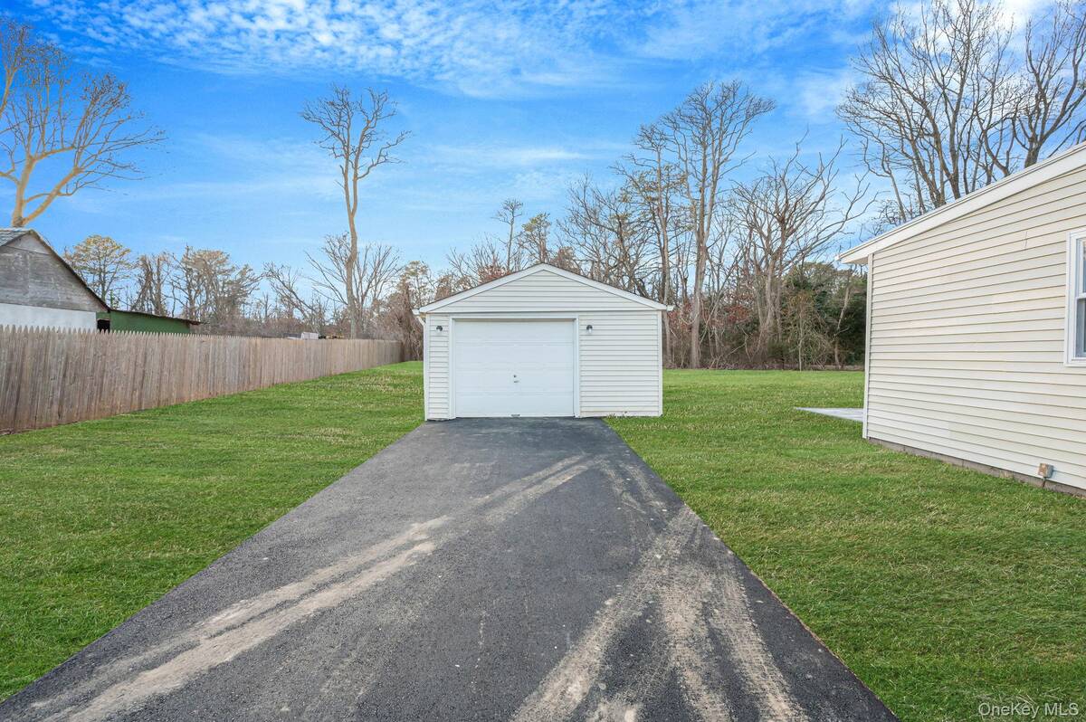 #27 photo, 1137 Nugent Avenue, 東長島 海湾 Bay Shore , NY 11706