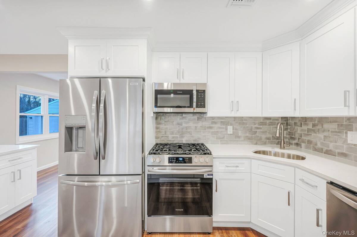 #7 photo, 1137 Nugent Avenue, 東長島 海湾 Bay Shore , NY 11706