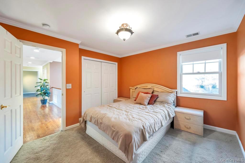 #29 photo, 20 Tulip Court, سوفولك Moriches , NY 11955