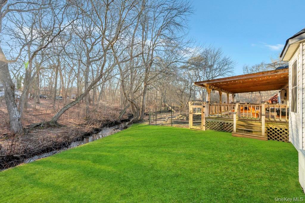 #7 photo, 20 Tulip Court, سوفولك Moriches , NY 11955