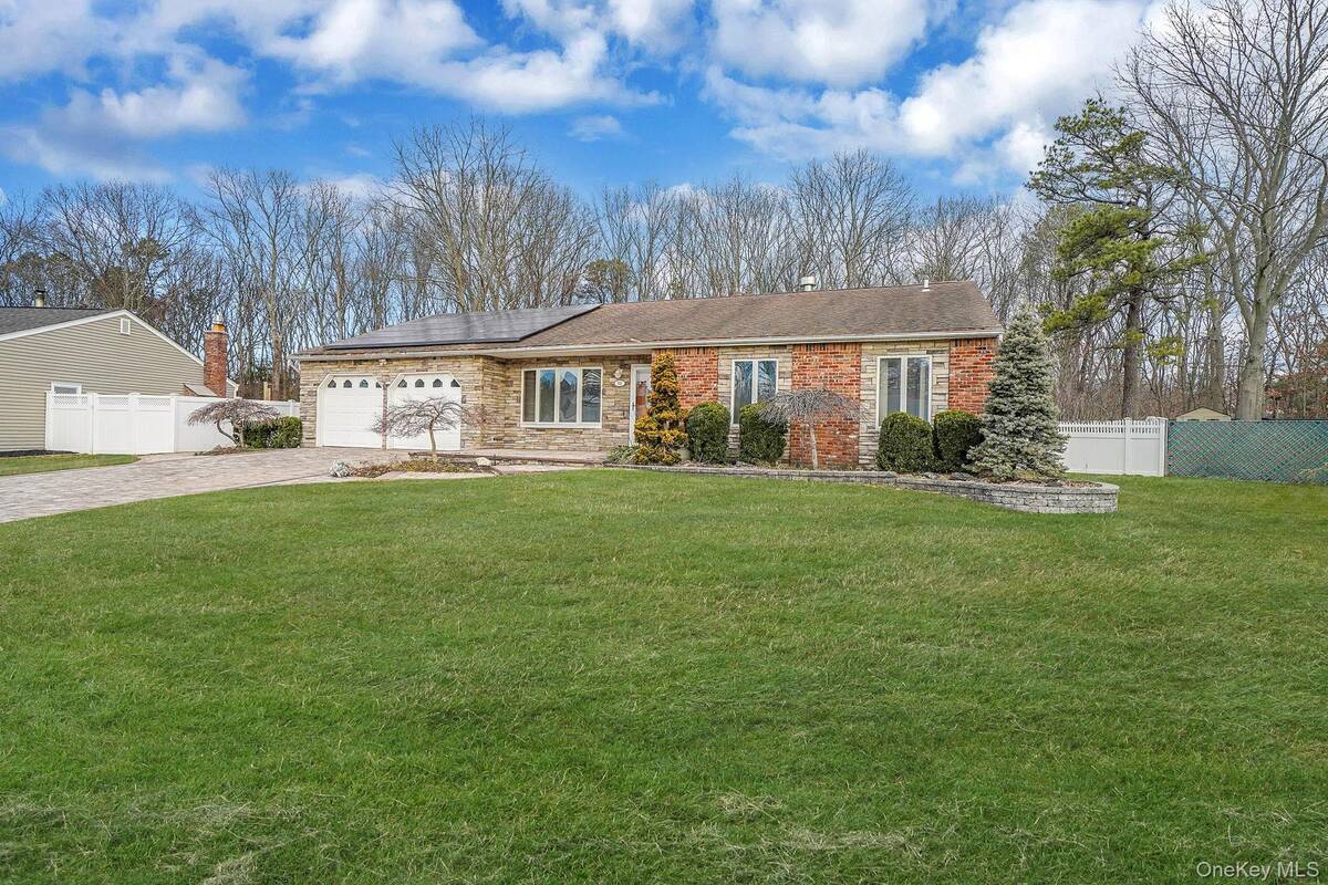 #4 photo, 52 San Rafael Avenue, מחוז סאפוק Holbrook , NY 11741