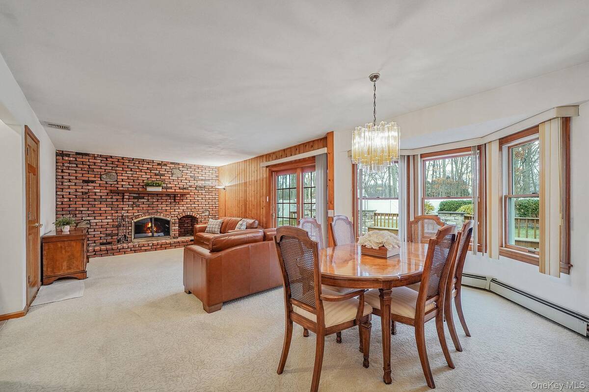 #9 photo, 52 San Rafael Avenue, מחוז סאפוק Holbrook , NY 11741