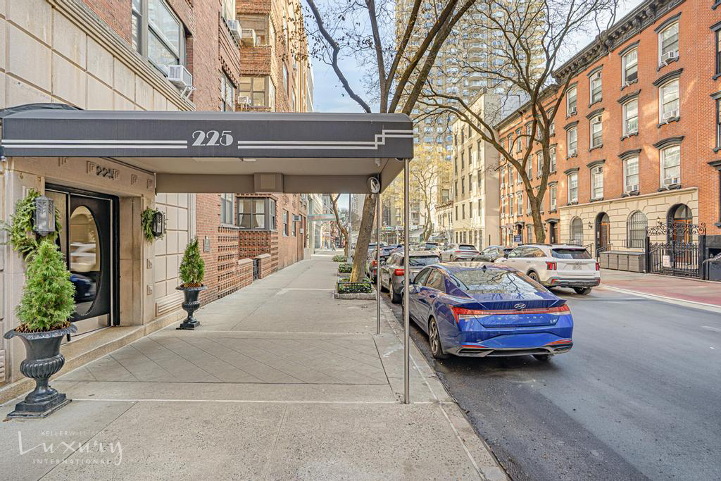 #12 photo, 225 E 74th Street, مانهاتن Upper East Side , NY 10021