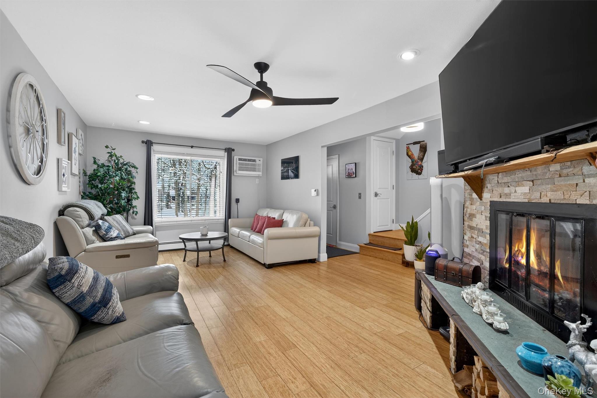 #11 photo, 3 Heritage Drive, Harriman , NY 10926