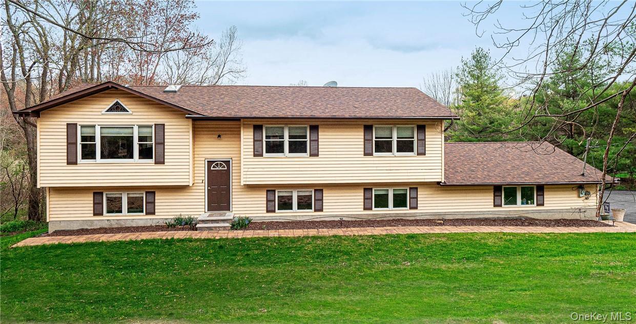 #3 photo, 26 Waterbury Road, Warwick , NY 10990