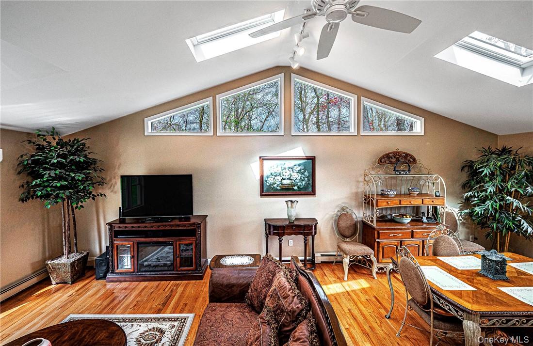 #5 photo, 26 Waterbury Road, Warwick , NY 10990