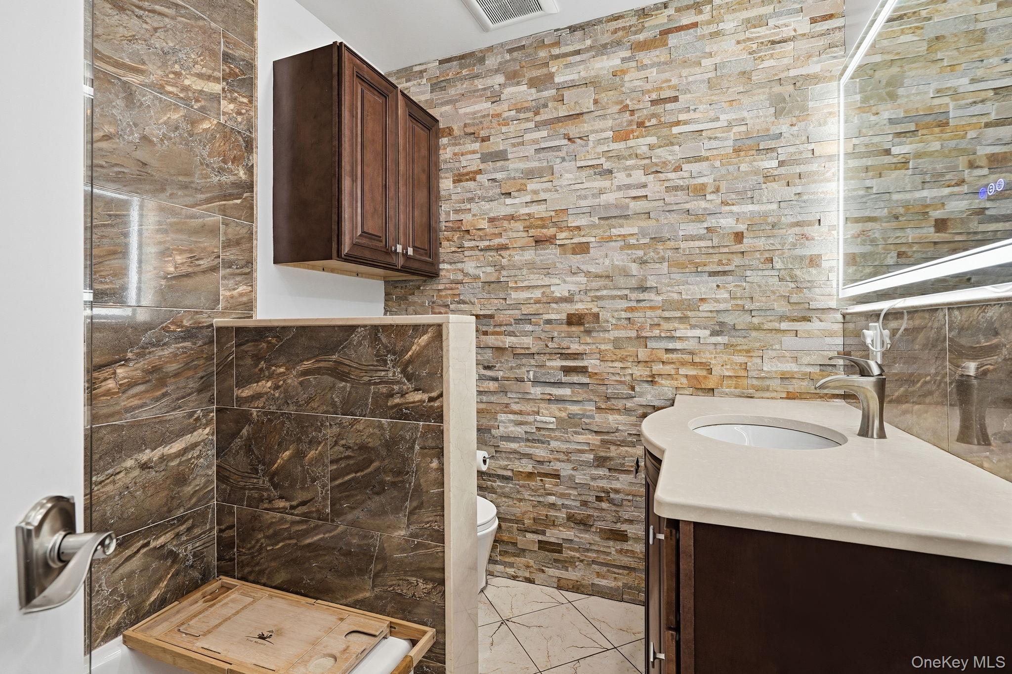 #12 photo, 14 Dunnings Drive, Tarrytown , NY 10591