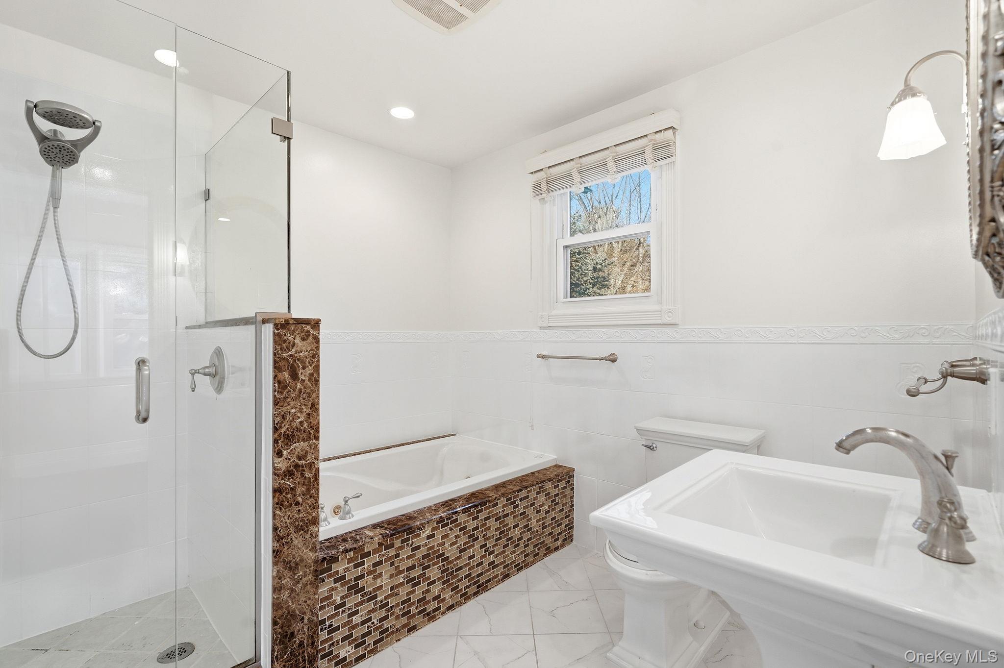 #15 photo, 14 Dunnings Drive, Tarrytown , NY 10591