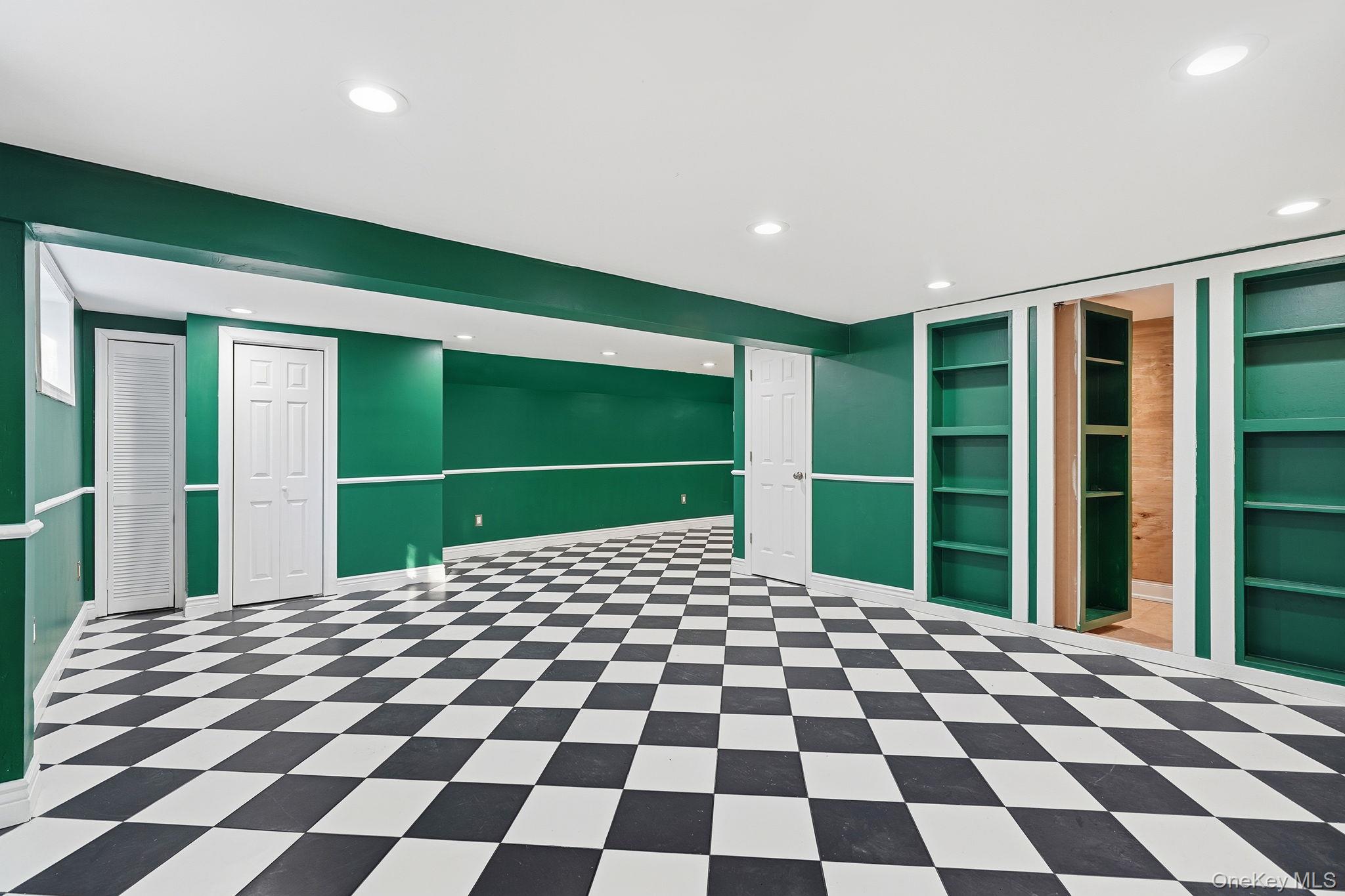 #20 photo, 14 Dunnings Drive, Tarrytown , NY 10591