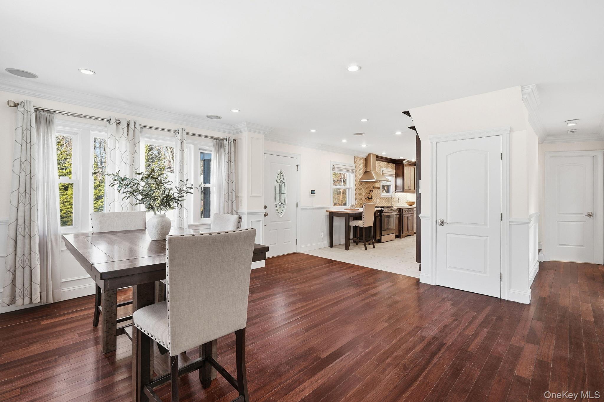 #3 photo, 14 Dunnings Drive, Tarrytown , NY 10591