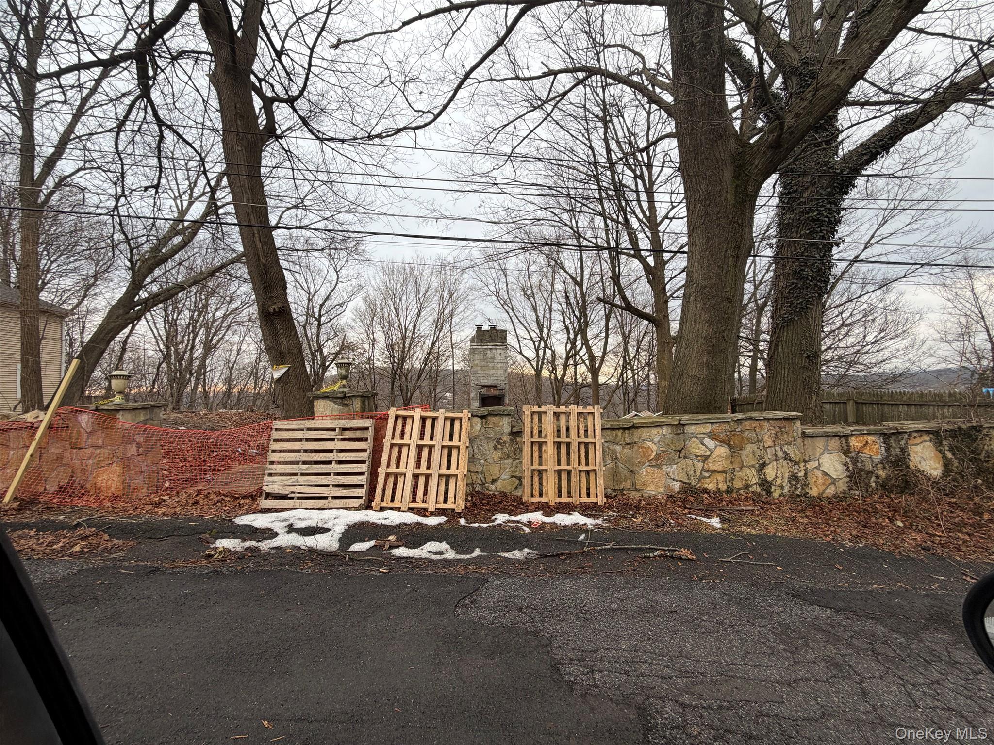 #1 photo, 21 Amawalk Road, Carmel , NY 10512