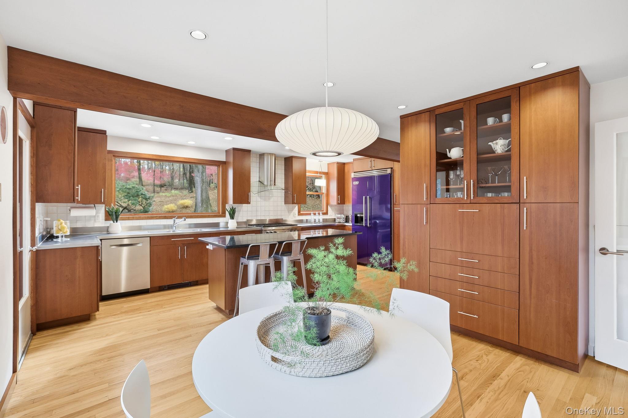 #9 photo, 14 Valley Lane, Chappaqua , NY 10514