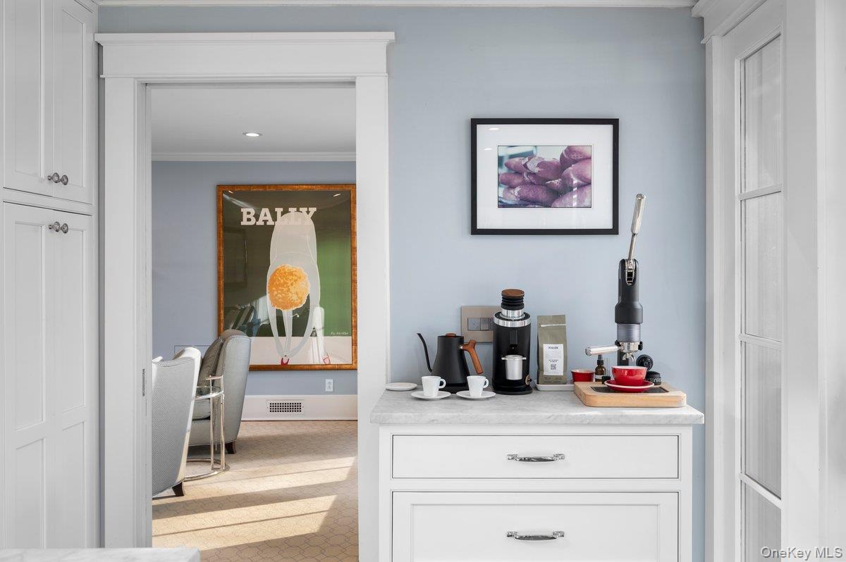 #13 photo, 443 Highbrook Avenue, Pelham , NY 10803