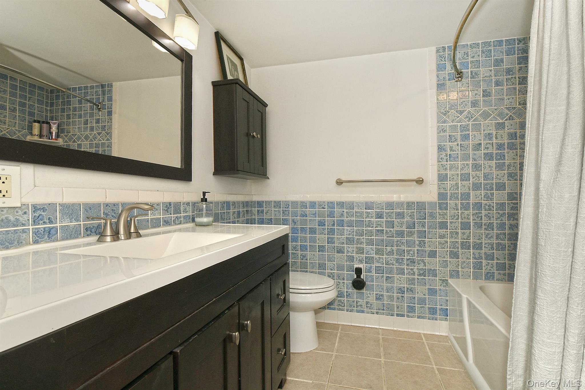 #16 photo, 17 Pine Tree Road, سوفولك South Huntington , NY 11746