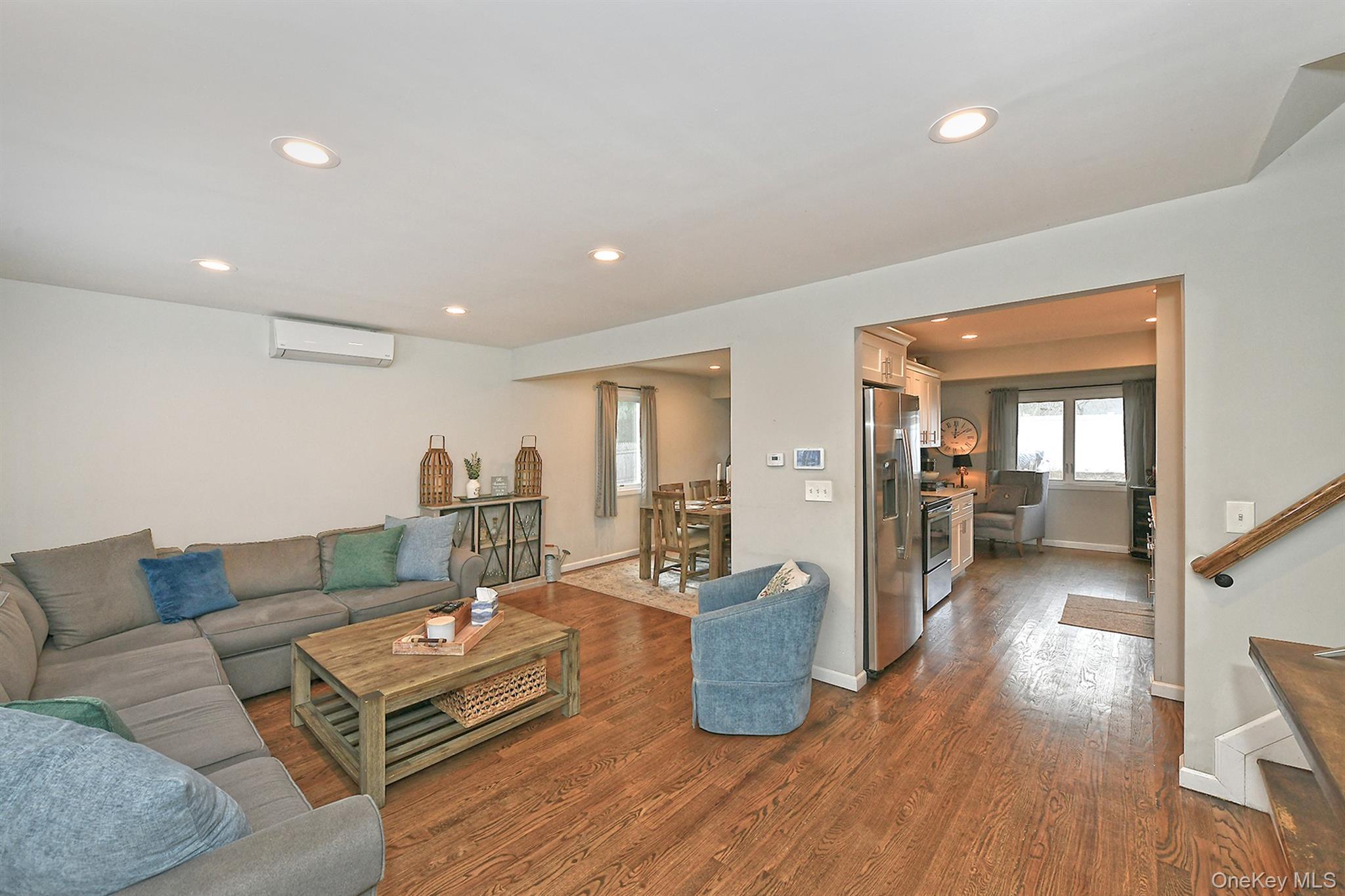 #5 photo, 17 Pine Tree Road, سوفولك South Huntington , NY 11746