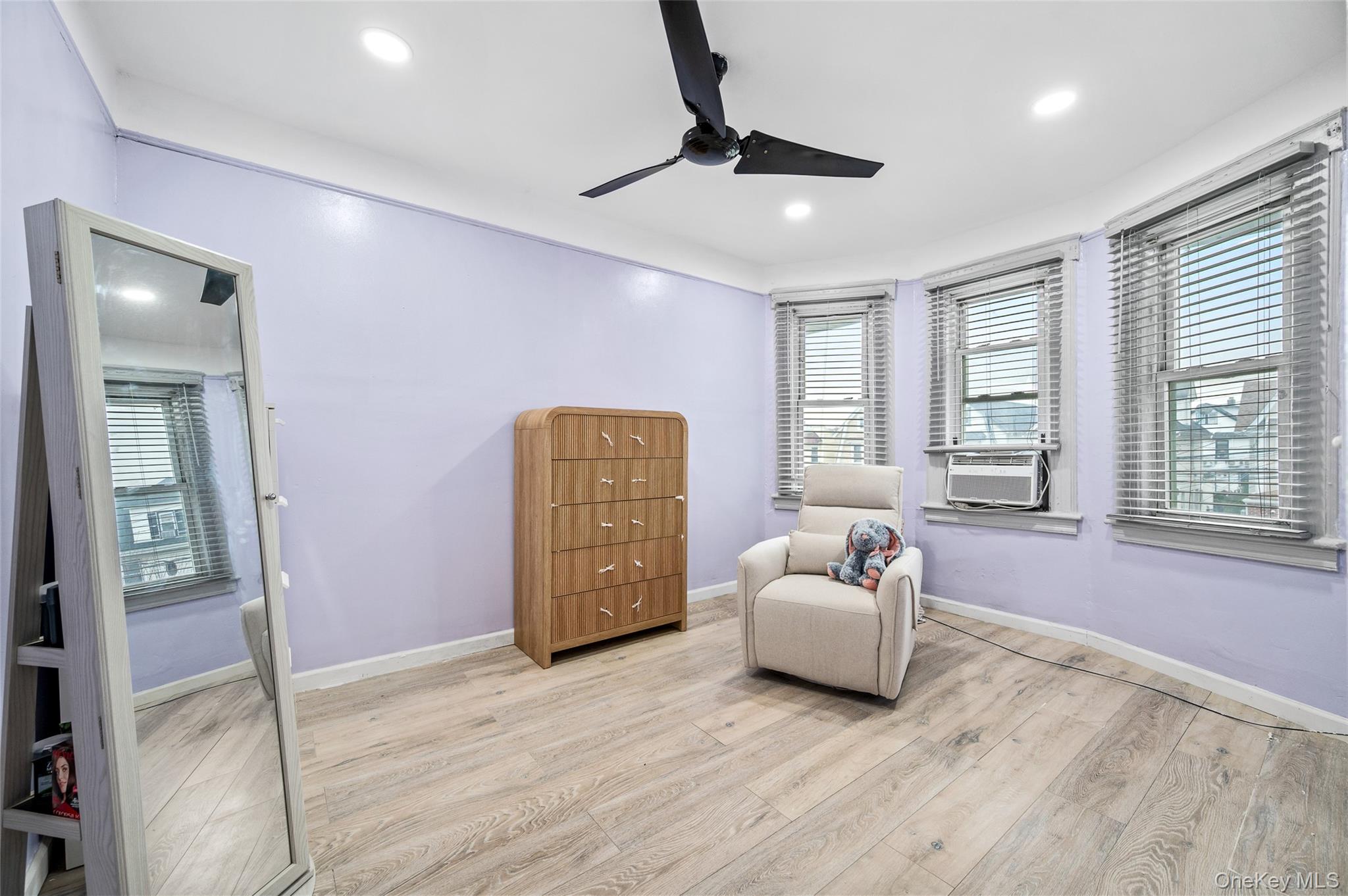 #14 photo, 9517 125th Street, كوينز Richmond Hill S. , NY 11419