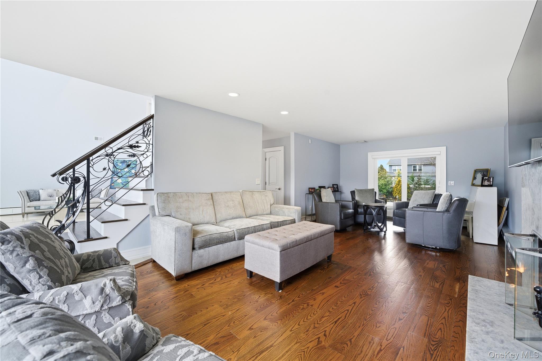 #10 photo, 61 Bayview Avenue, 롱 아일랜드 Massapequa , NY 11758