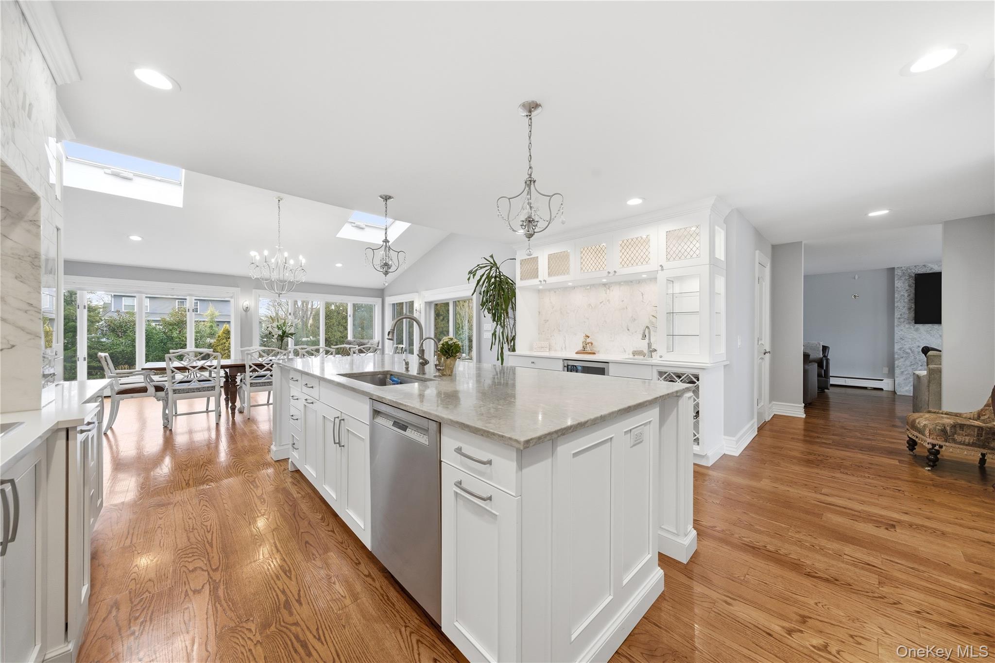 #18 photo, 61 Bayview Avenue, 롱 아일랜드 Massapequa , NY 11758