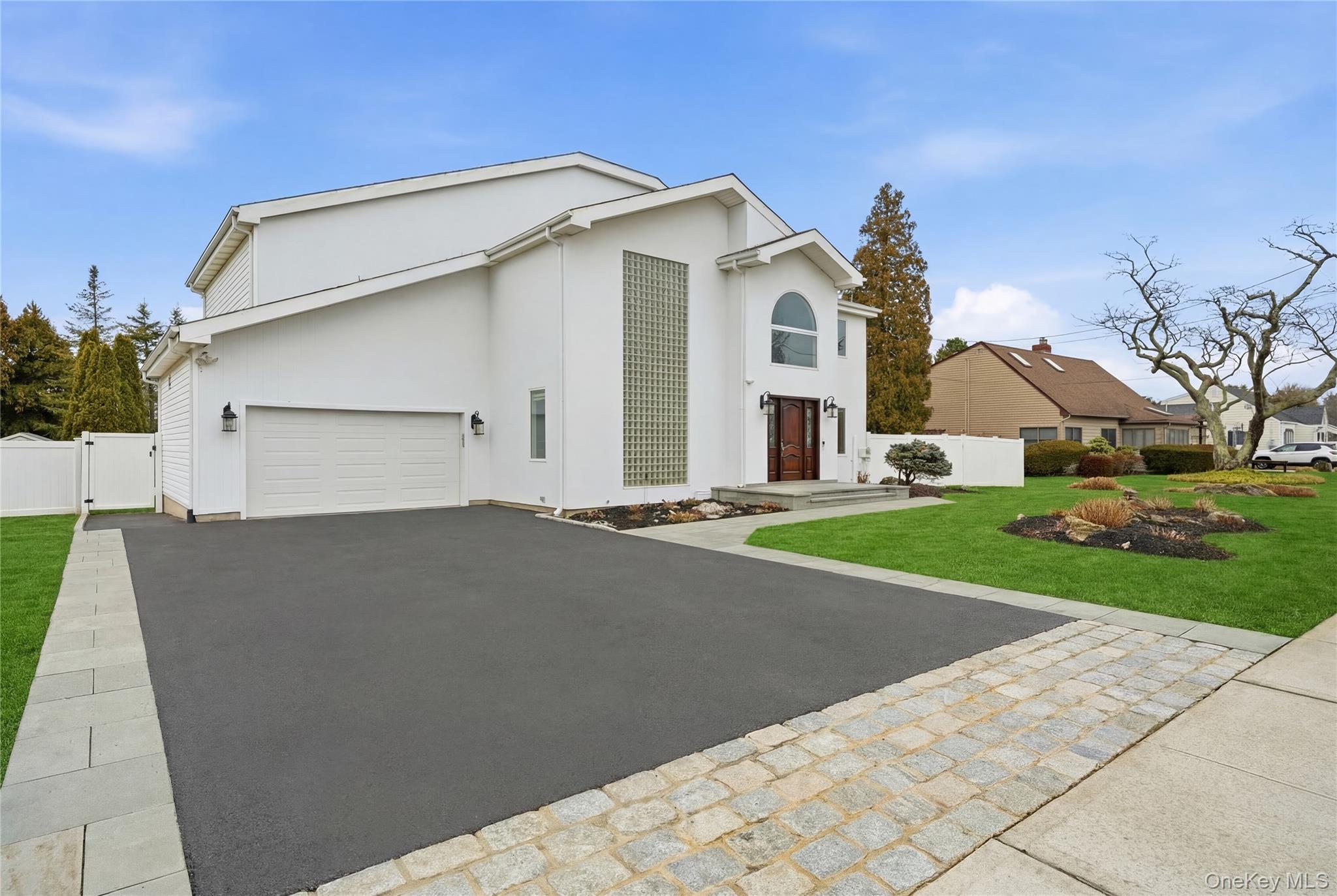 #3 photo, 61 Bayview Avenue, 롱 아일랜드 Massapequa , NY 11758