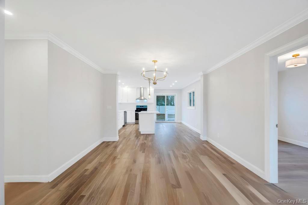 #18 photo, 92 Sunset Road, Bay Shore , NY 11706