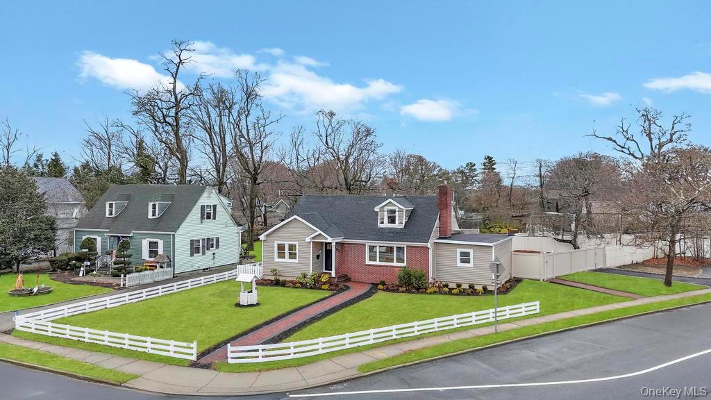 #5 photo, 92 Sunset Road, Bay Shore , NY 11706