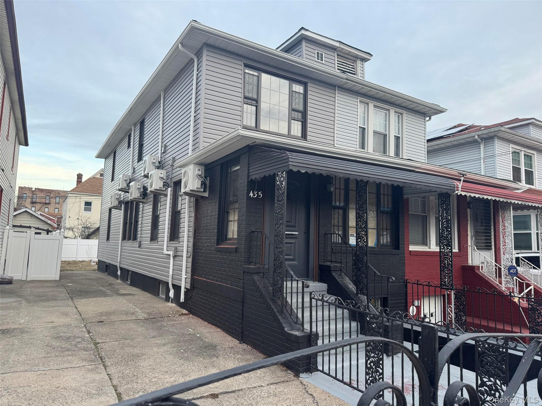 #2 photo, 435 East 51 Strret, 布鲁克林 Brooklyn , NY 11203