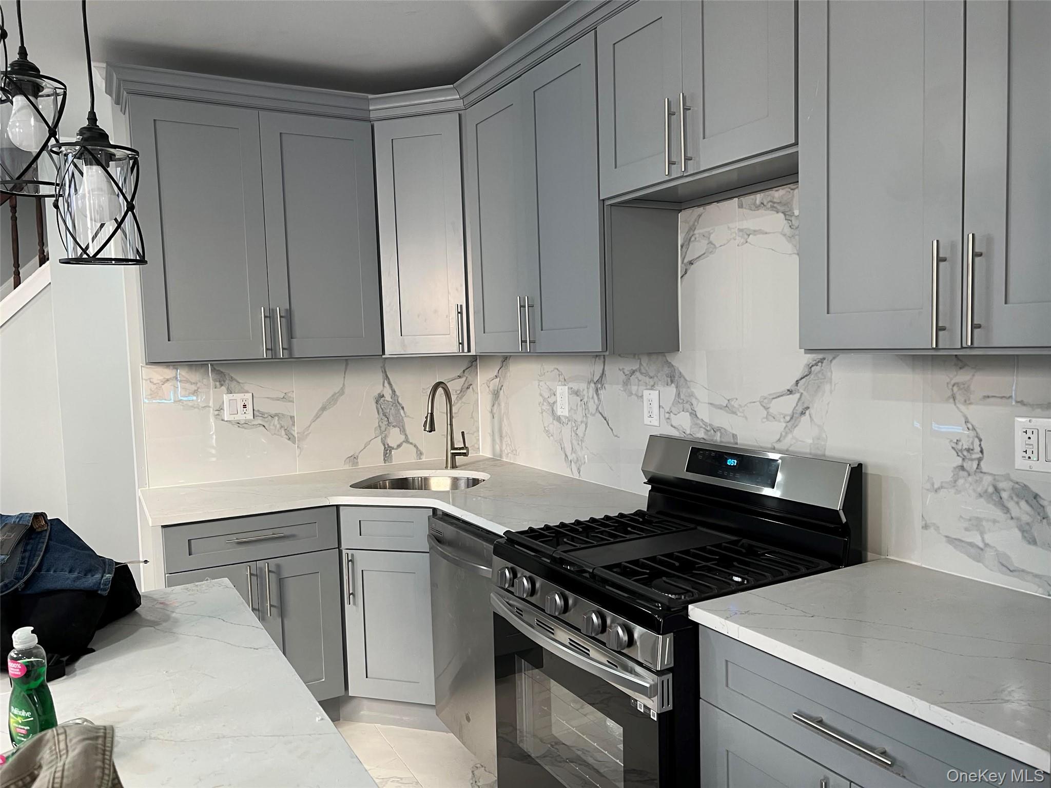 #4 photo, 435 East 51 Strret, 布鲁克林 Brooklyn , NY 11203