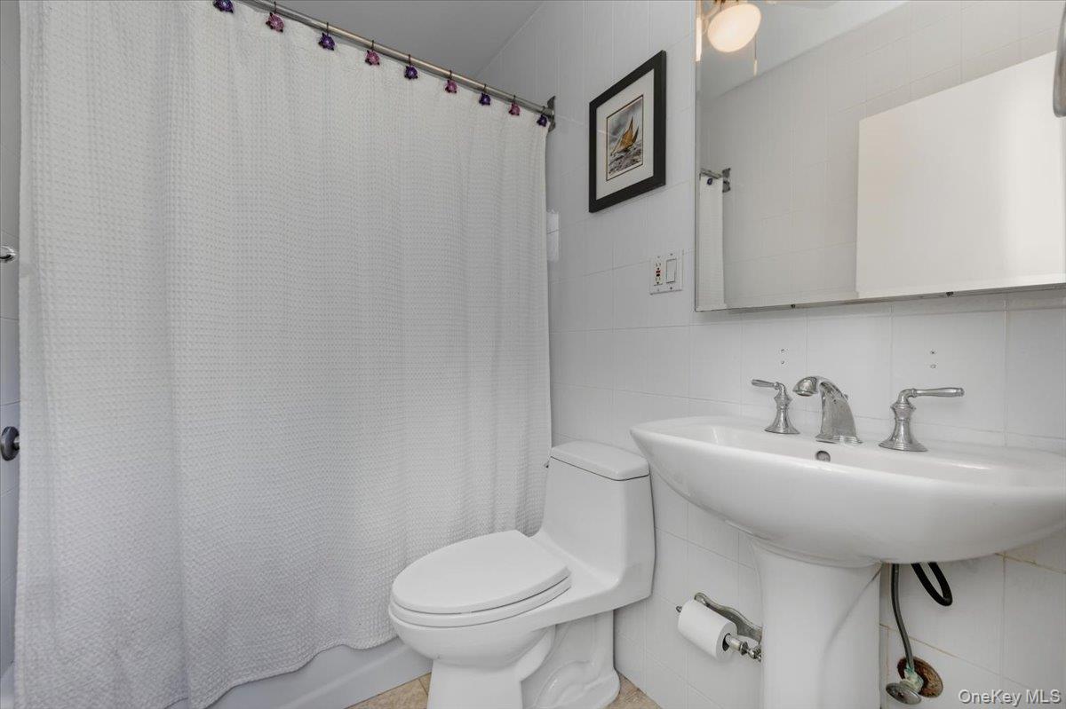 #13 photo, 704 Barnes Avenue, ناسو Baldwin , NY 11510