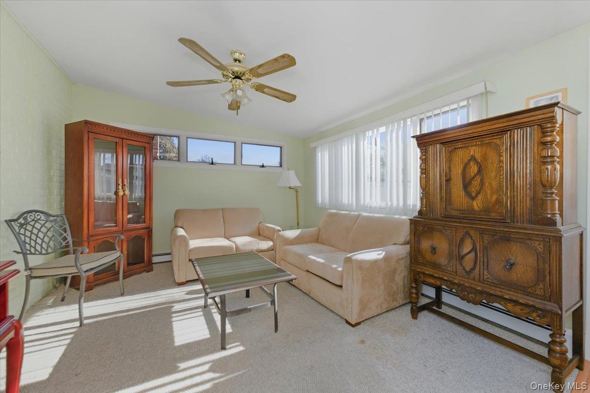 #9 photo, 704 Barnes Avenue, ناسو Baldwin , NY 11510