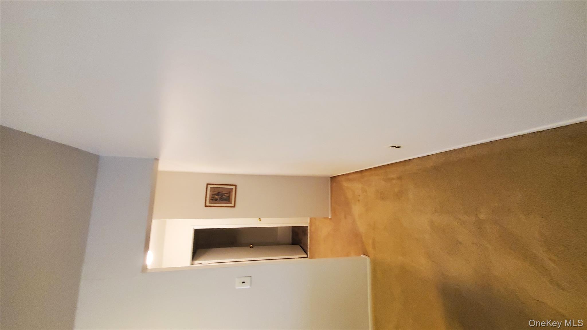 #8 photo, 11 Laramie Court, सफ़ोक काउंटी Coram , NY 11727