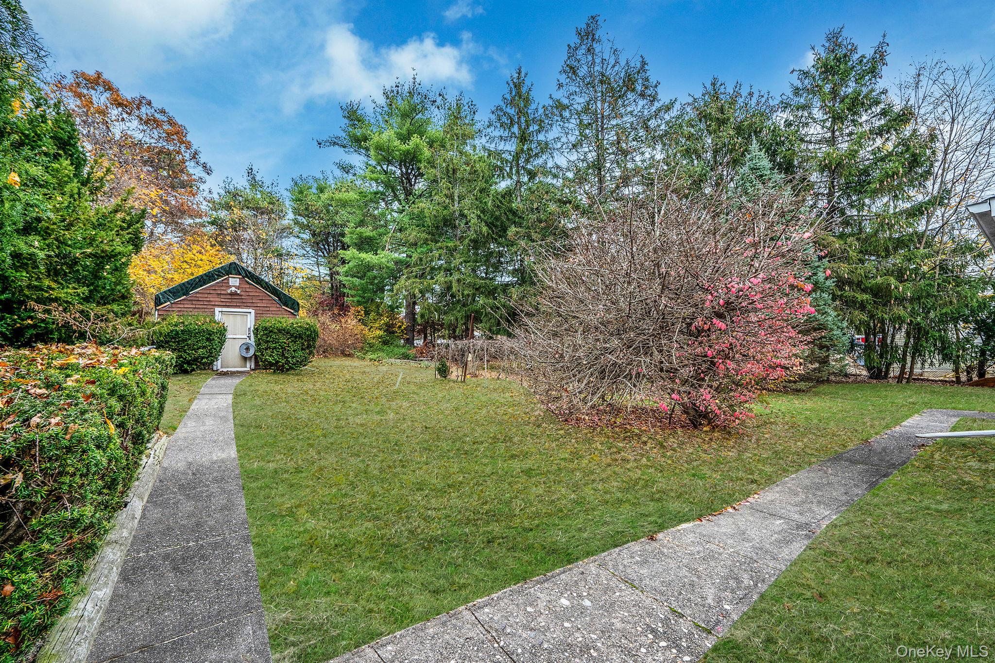 #3 photo, 85 Hawthorne Street, Selden , NY 11784