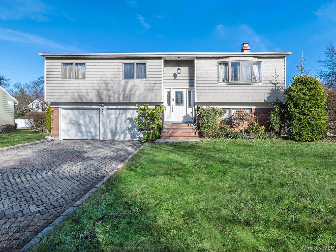 #1 photo, 2 Terry Court, ناسو Glen Head , NY 11545