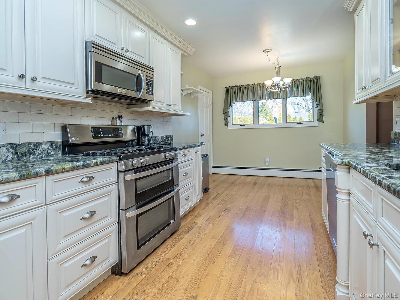 #14 photo, 2 Terry Court, ناسو Glen Head , NY 11545