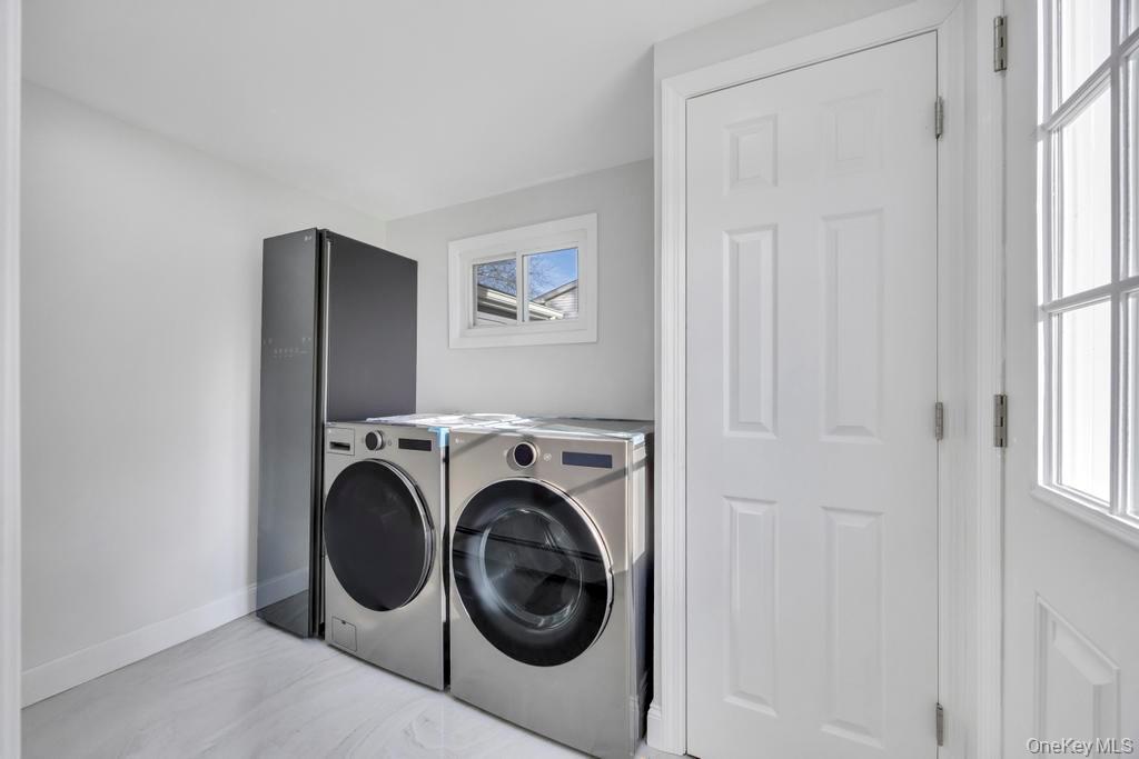 #13 photo, 7 Suzanne Lane, ناسو Bethpage , NY 11714