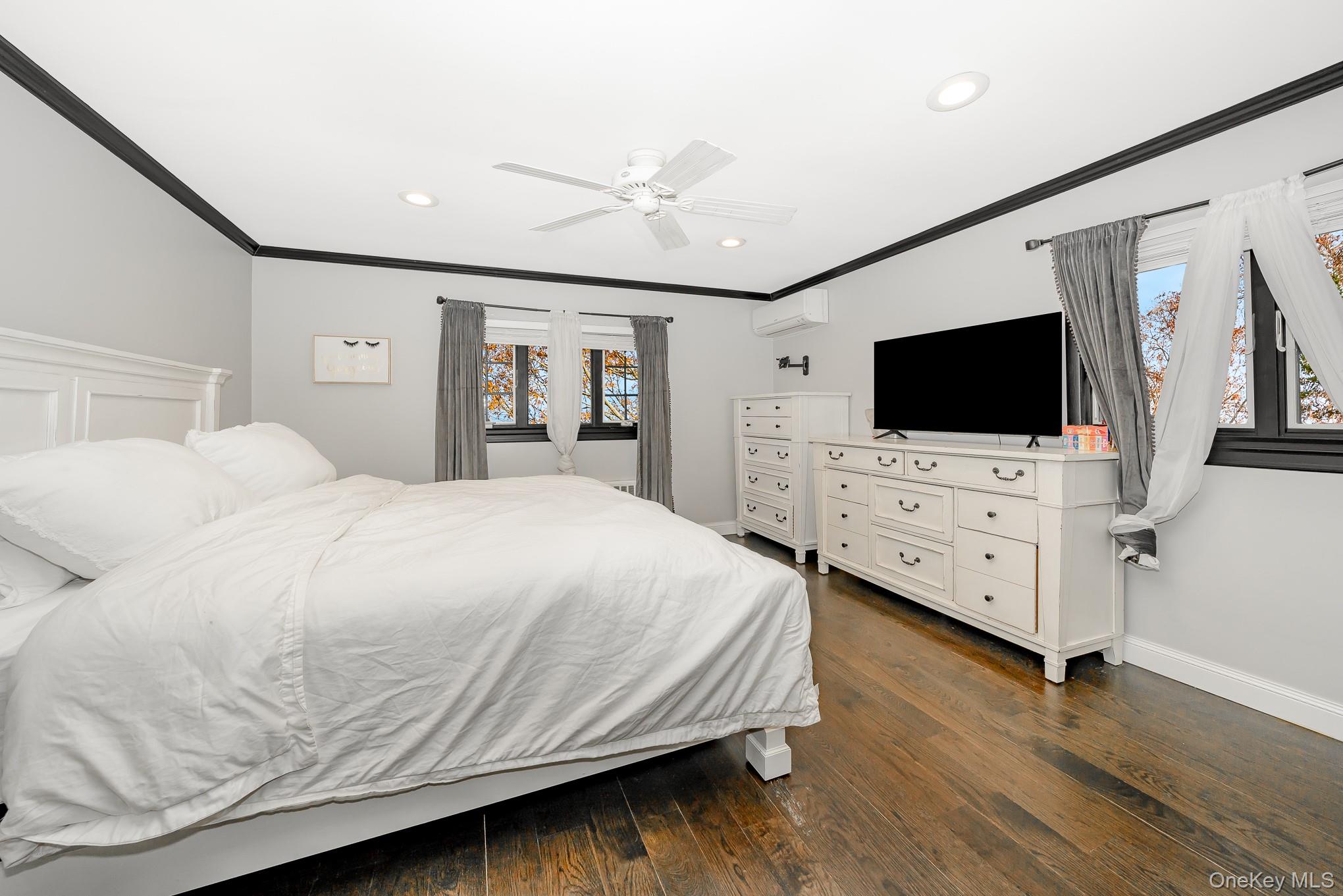 #10 photo, 264 W End Avenue, 長島 Massapequa , NY 11758