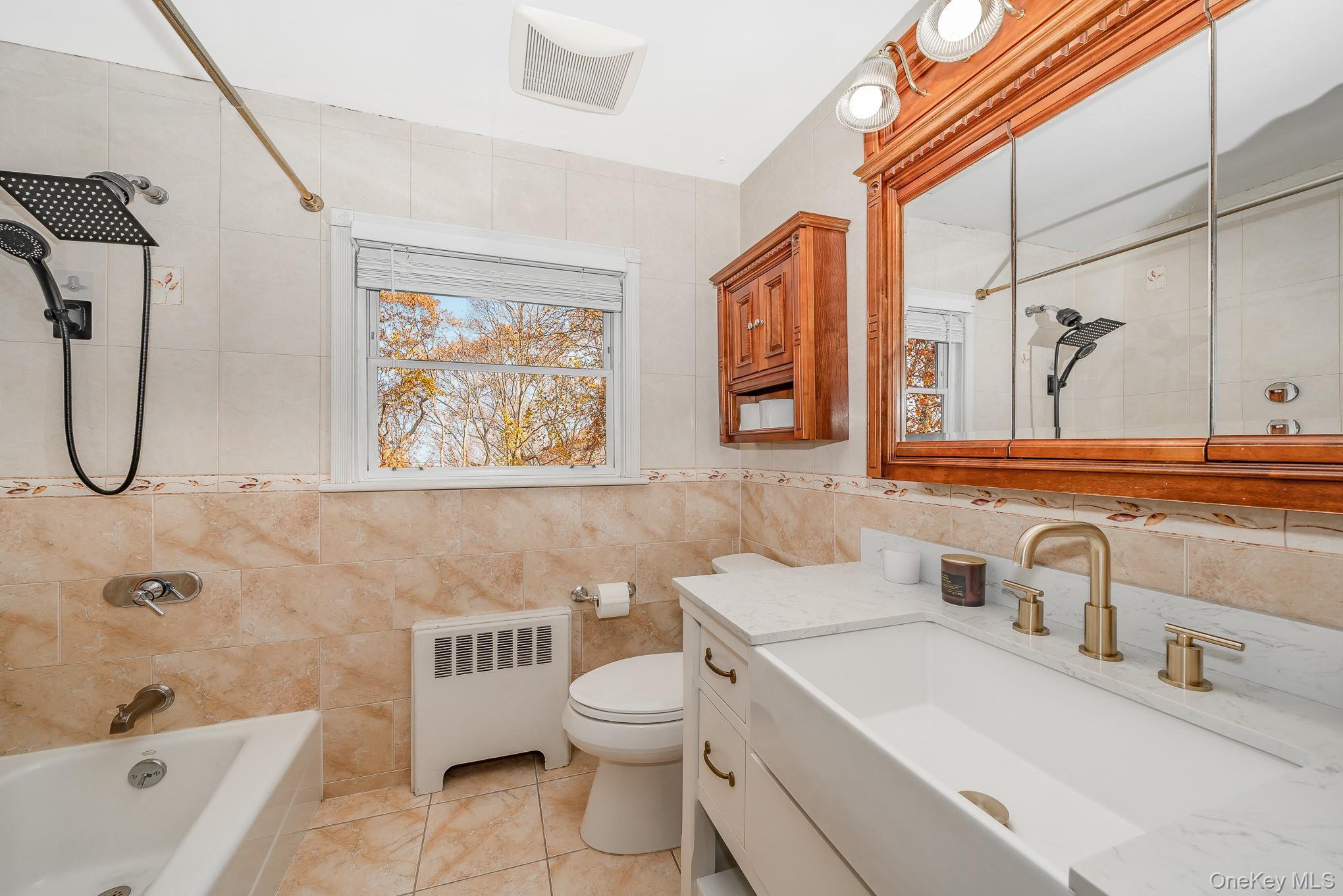 #13 photo, 264 W End Avenue, 長島 Massapequa , NY 11758