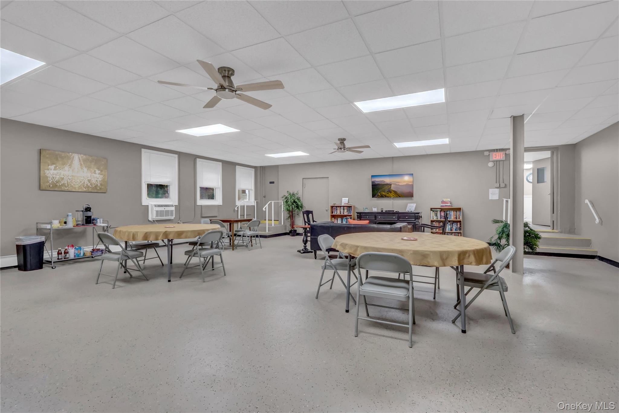 #4 photo, 250 N Village, ناسو Rockville Centre , NY 11570