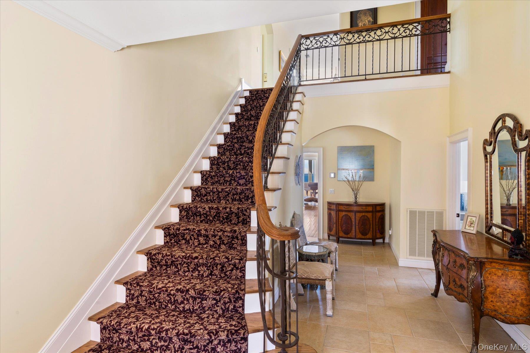 #16 photo, 3172 Sound Avenue, Саффолк ‖ Riverhead , NY 11901