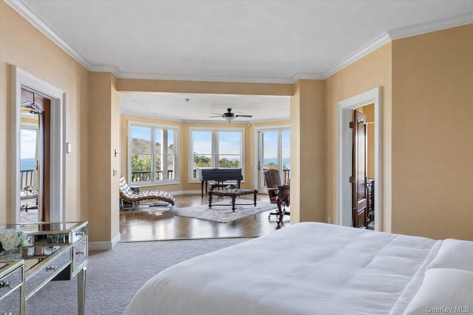 #19 photo, 3172 Sound Avenue, Саффолк ‖ Riverhead , NY 11901