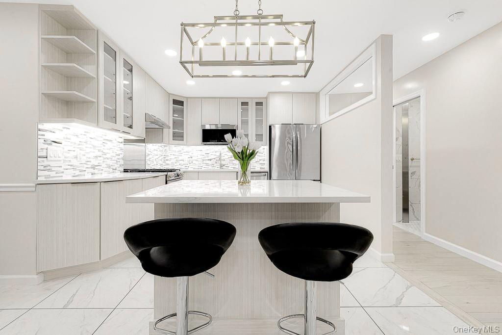 #14 photo, 72-11 110th Street, Forest Hills , NY 11375